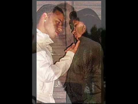 SAMPA CREW 25 ANOS DVD 2013 - MEDLEY PARADO NA ESQUINA PART MC ROBA CENA