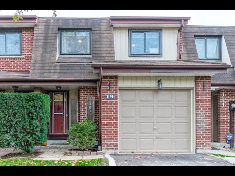 #19-227 Jeffery Street Whitby Home for Sale - Real Estate Properties for Sale