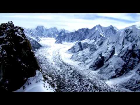 Videoclip de Cold as Ice (2017 Remaster) — Foreigner