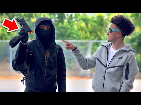 YN schießt in der Öffentlichkeit auf seinen Schalter! (SCHIEFGEGANGEN)