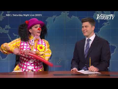 Cecily Strong Creates One of the Top 5 Best Moments in 'Saturday Night Live' With Goober the Clown
