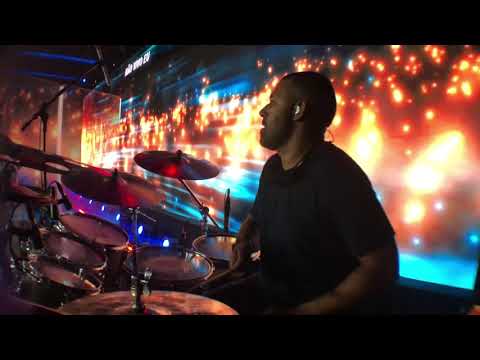 LIVRE (LIVE BATERA) | ALEXANDRE APOSAN