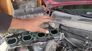 2010 - 2017 Chevrolet Equinox 2.4 fuel rail sensor location
