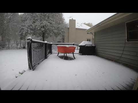 Time-lapse of Minneapolis snow storm Oct 20, 2020