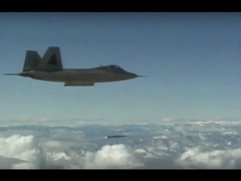 U.S. Air Force: F-22 Missile Launch