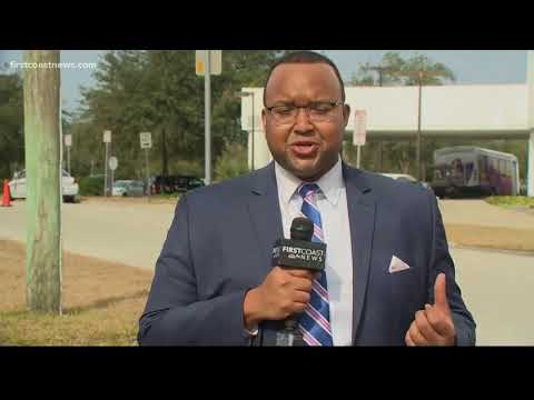 Corrine Brown spends time at church on last day of freedom before prison sentence