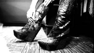 Leah Turner Official