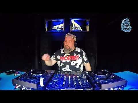 The Blue Oyster: Yankowsky / 30.06 / 18 - 19