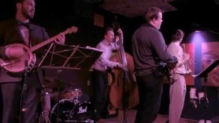 Bottom's Up Dixieland Jazz Band - My Bucket's Got a Hole in It