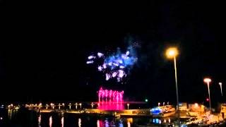 preview picture of video 'Vieste fuochi d'artificio 15 agosto 2014'