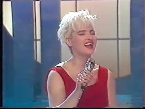 Johnny et Carmel - J'oublierai ton Nom