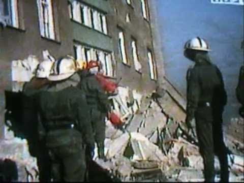 Czarny Serial - Śmierć Pod Gruzami (Gdańsk 1995)