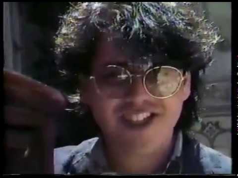 Video Clip: Conexiones Televisivas (Aparato Raro)