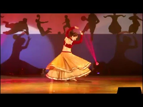 Deewani Mastani by Urvashi Pardeshi ( Yuva Fest ) Over 6 Million Views