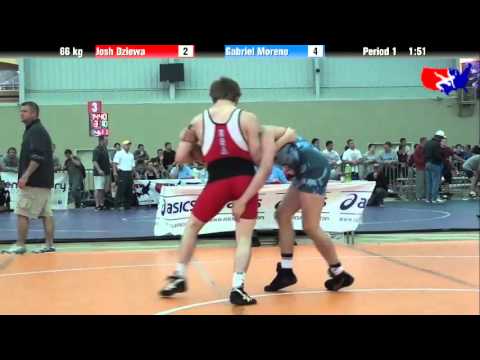Josh Dziewa vs. Gabriel Moreno at 2013 ASICS University Nationals - FS