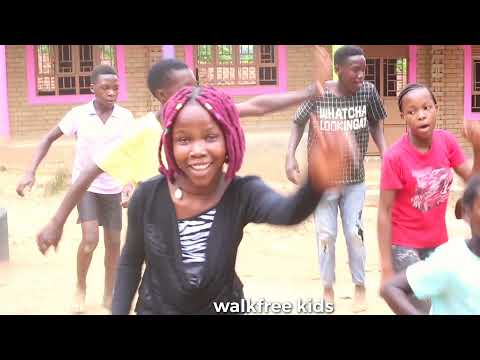 Yassolo Official Dance Video | Eddy Kenzo | Walkfree Kids