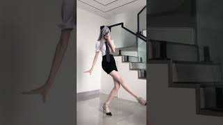 Tempting girl #thickgirl #girldance #ngamgaidep #cute_girl #cutegirl