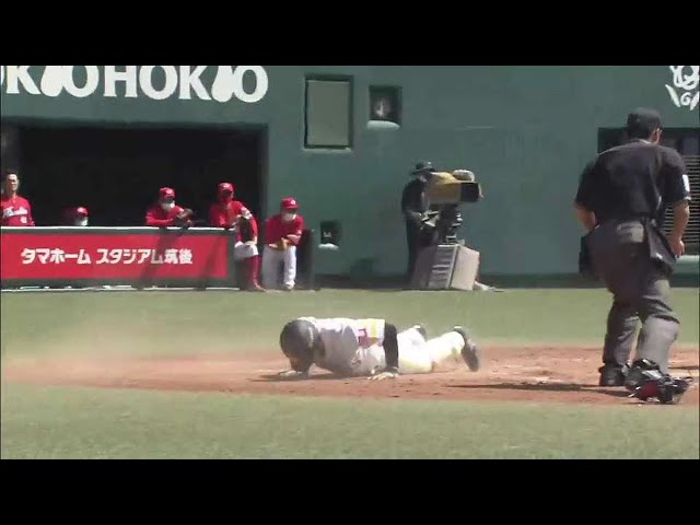 【ファーム】気迫のヘッドスライディング!! ホークス・井上朋也が浅いフライで生還する好走塁!! 2022年4月6日  福岡ソフトバンクホークス 対 広島東洋カープ