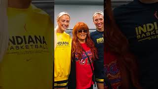The Squad Met Grammy Award-Winner Wynonna Judd Before Today's Game in Chicago ❤️🎶