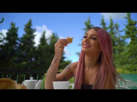 Lee F - Mademoiselle