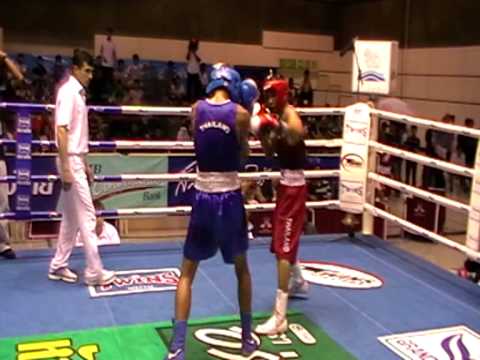 Worapot Petchkoom v Wuttichai Masuk, R-3.mpg