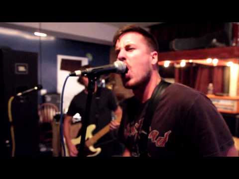 Kills and Thrills - It's a Mad, Mad, Mad World