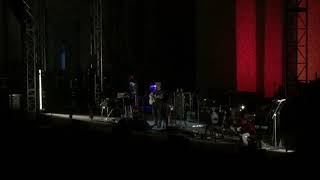 Fleet Foxes: Meadowlarks and Oliver James