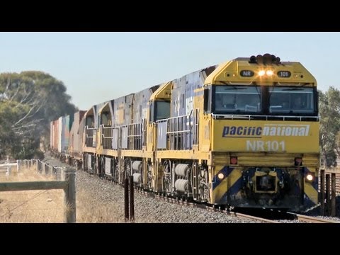 4SP5 Diverted Pacific National Container Freight Train (12/4/2012) - PoathTV Australian Railways