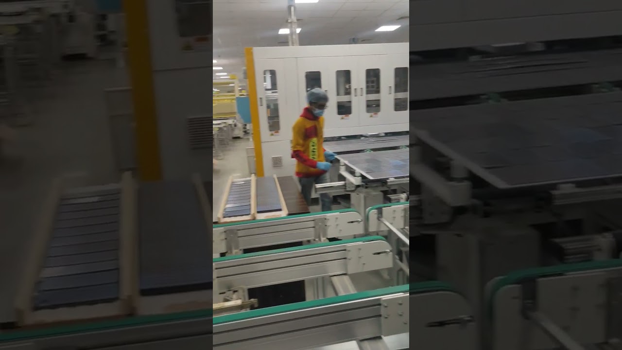 Industrial Visit at Solar fabrication factory Renewsys #iitbombay #renewableenergy