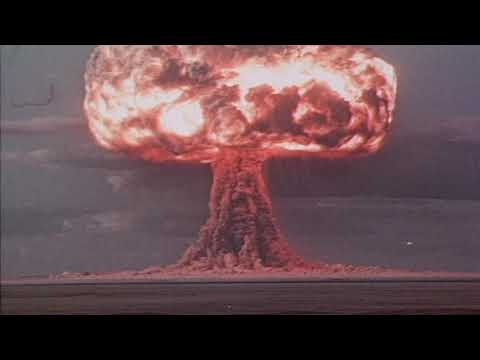 Huge thermonuclear explosion RDS-6s  400 kt soviet nuclear test 1953