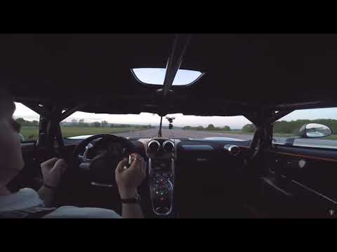 Koenigsegg One  0-300-0kmh AMAZING STABILITY