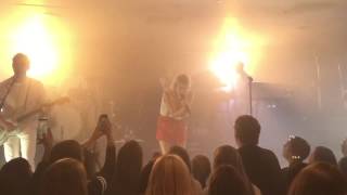 Veronica Maggio - Va Kvar (Västerås Konserthus, 201710106)