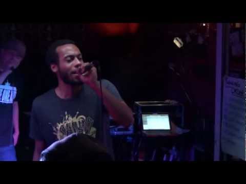 Amewu - Einzelkampf  Live Tristeza Bar Neukölln