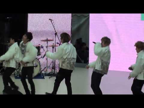 [HD fancam] Block B perform Nanrina