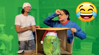 WHAT'S BEHIND THE BOX CHALLENGE *FUNNY* 😂