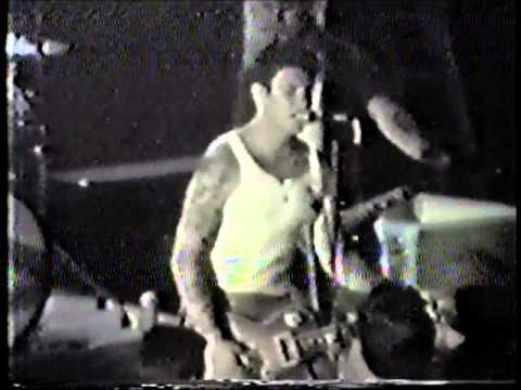 Social Distortion - Live 1988 - Like an outlaw