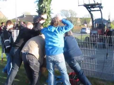 Maibaum Aufstellung am 30.April 2013