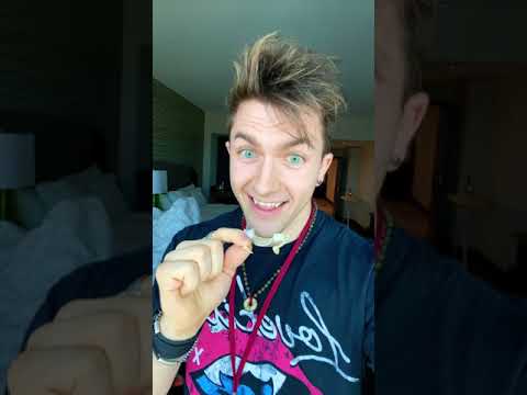 These Retractable Vampire Fangs are Pretty Cool! #shorts