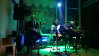 Download lagu Menepis bayangan kasih (cover) awan n' friends mp3 Download lagu Menepis bayangan kasih (cover) awan n' friends mp3