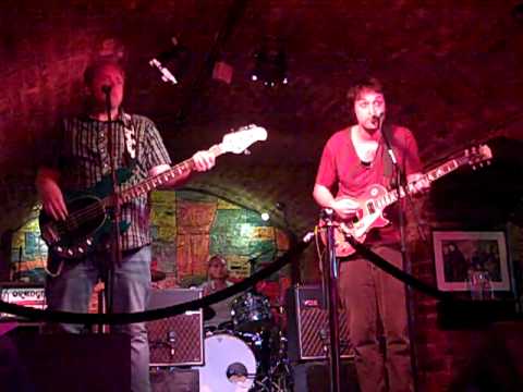 The Flaming Moes - Cavern Club - Pop Overthrow 1