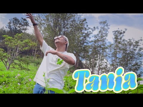 FARIS ADAM Feat. XEINDY - TANIA (Official Music Video)
