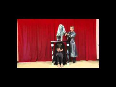 Flying Head by Tora Magic - www.MJMMagic.com