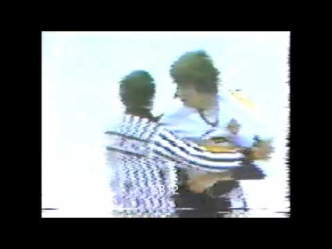 Harold Phillipoff vs Terry O'Reilly Nov. 26/1978