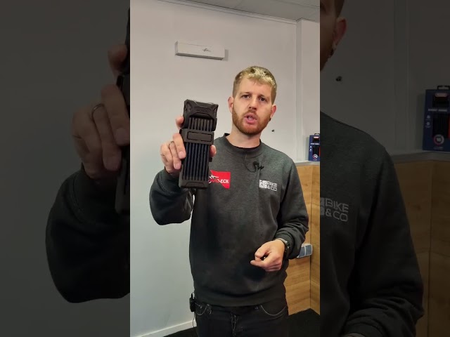Vídeo relacionado con AARON Reflect Fahrradschloss mit 5-stelligem Zahlencode, 110cm Kettenschloss aus Stahl und hoher Sicherheitsstufe, Schloss für E-Bike, Mountainbike, Trekkingrad, Tourenrad, Rennrad in Schwarz