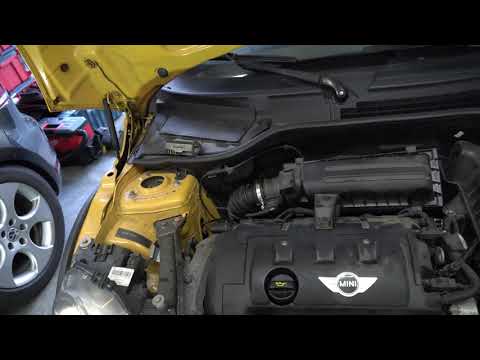 HOW TO CLEAN THROTTLE BODY AND CHANGE AIR FILTER MINI COOPER 2009