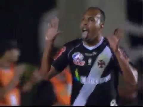 Vasco 5 x 2 Universitário PER - Gol de Alecsandro desvia e marca aos 37 do 2º tempo 09/11/11