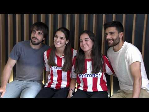 Visita de los jugadores del Athketic Club de Bilbao