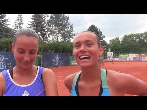 Lenka Juríková a Jana Jablonovská po vítězství ve finále deblu Zubr Cup 2018