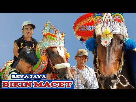 Kuda Renggong Bikin Macet - Dancing horse video