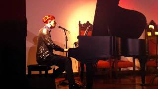 The Childcatcher - Patrick Wolf (Hollywood Forever Cemetery Masonic Lodge 9/14/11)